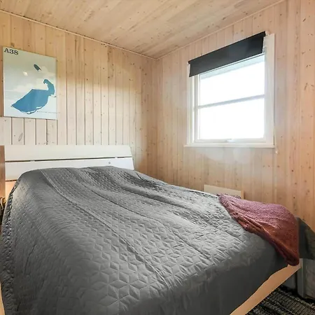 بيت للعطل C11308-tarm-stikkelsbaervej-41 *