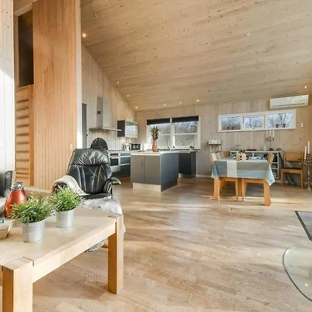 C11308-tarm-stikkelsbaervej-41 بيت للعطل