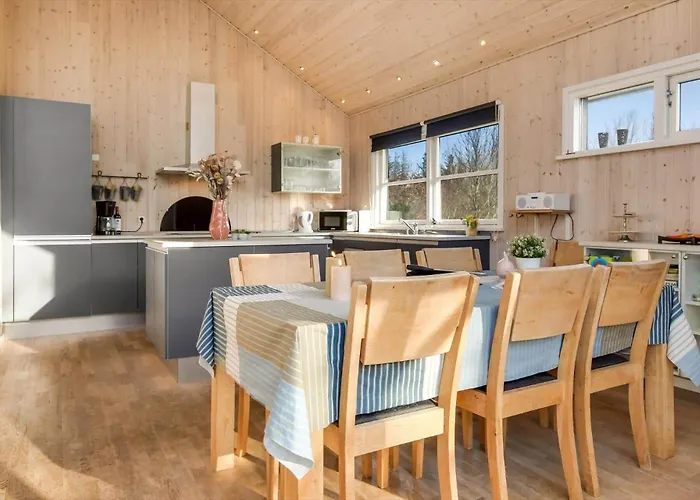 C11308-tarm-stikkelsbaervej-41 * Tarm